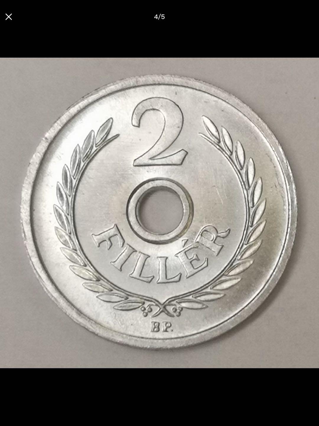 匈牙利的中孔机制币