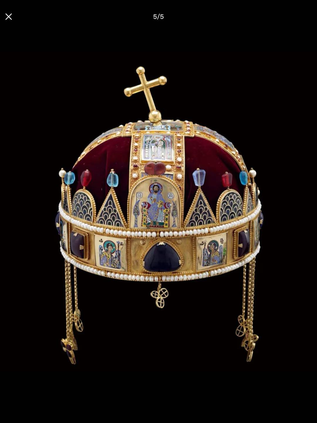 匈牙利的中孔机制币