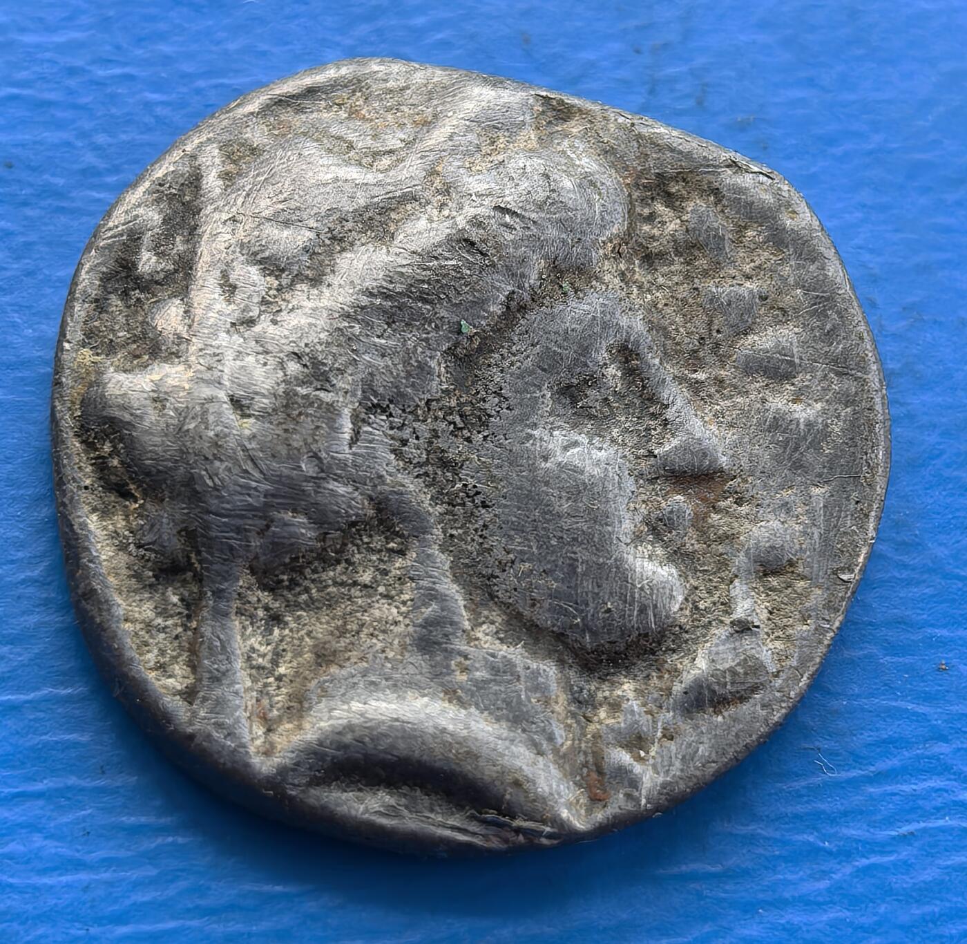 不知道哪里的骑马币直径17.5mm