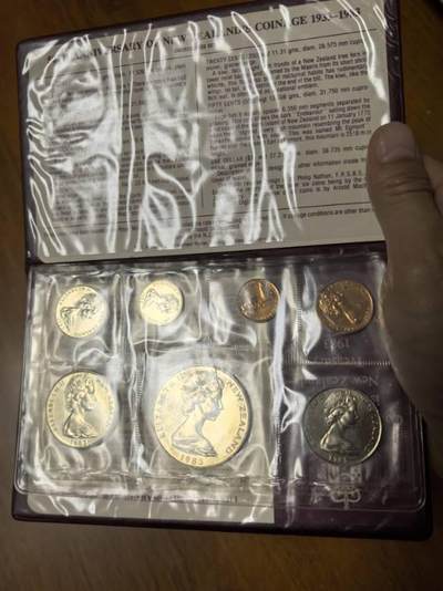 冲积分-新西兰50周年纪念币套币