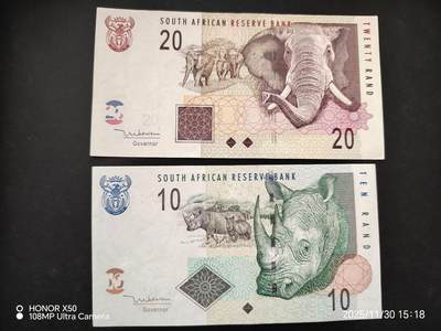 南非2005年首签版本，10兰特20兰特，流通9品左右，有轻微软折，两张一起38元包邮出，有兴趣的可以来。。。。。。。。。。。。。。