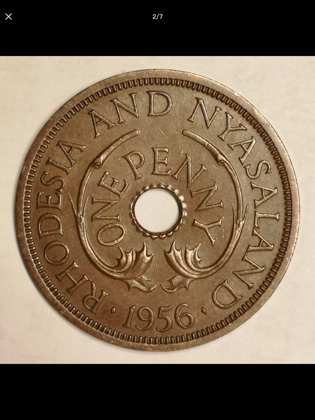 罗德西亚和尼亚萨兰联邦的中孔机制币