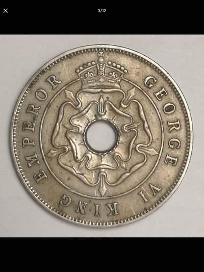 英属南罗得西亚的中孔机制币