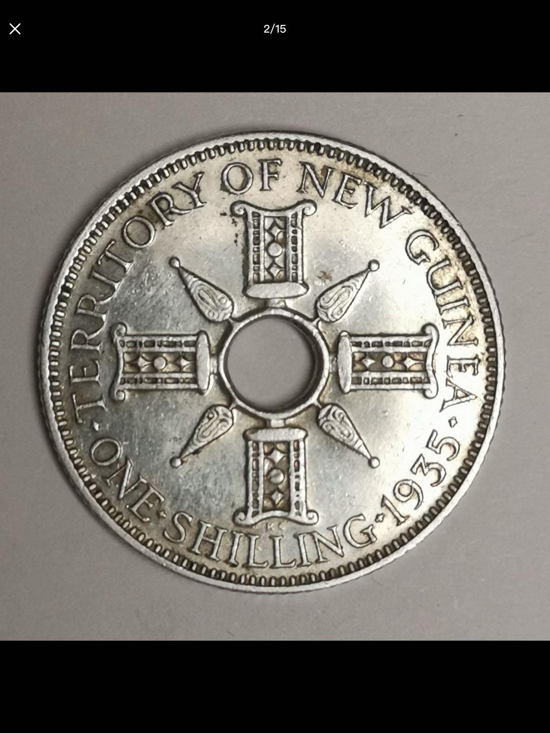 澳属新几内亚的中孔机制币