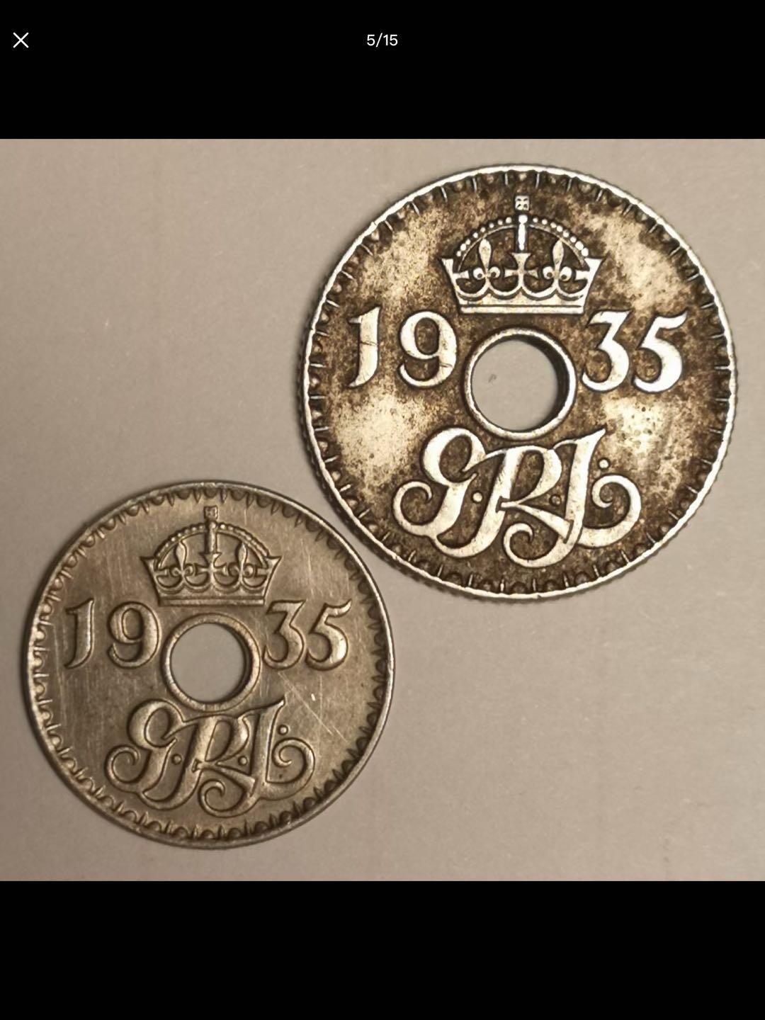 澳属新几内亚的中孔机制币