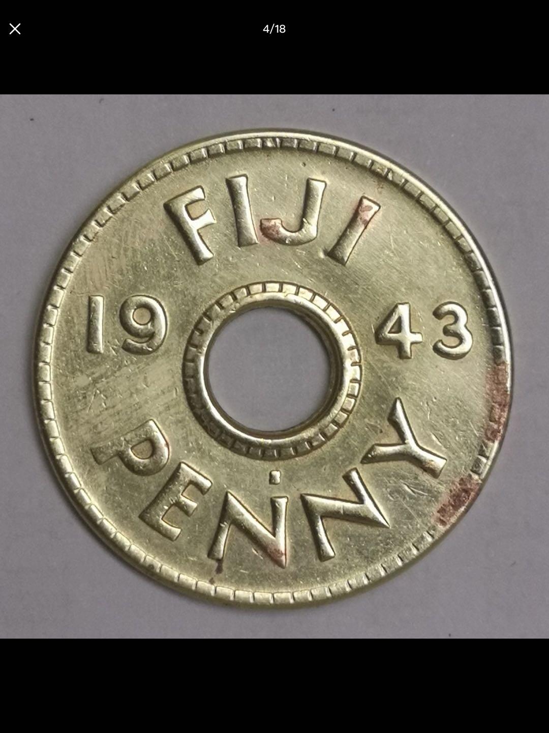 英属斐济的中孔机制币