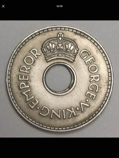 英属斐济的中孔机制币