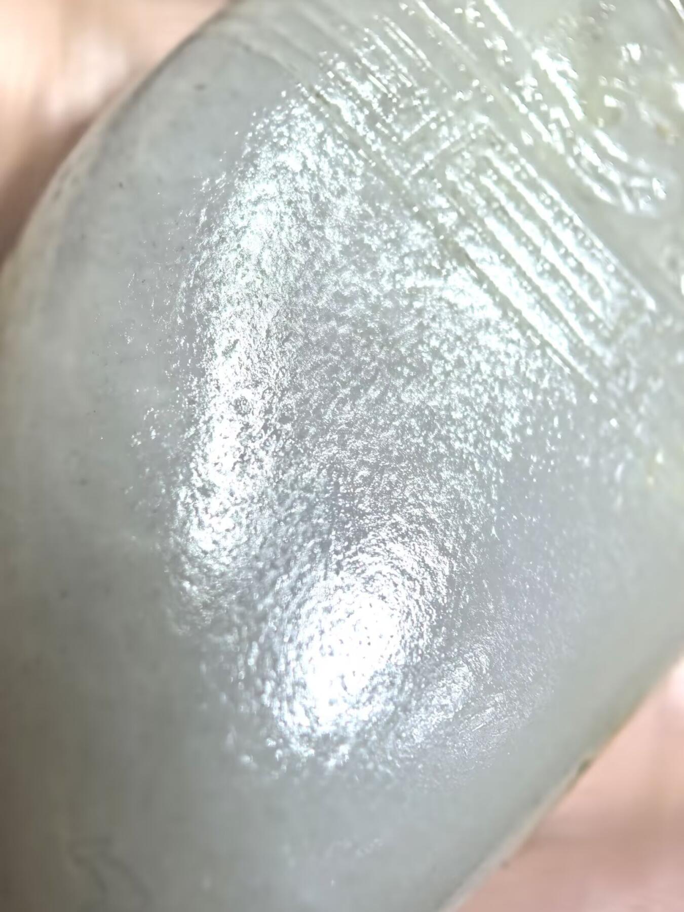 新疆喀什和籽料俏色巧雕貔貅吊坠挂件项链男女款，原皮原色表皮可见天然毛孔撞击坑等，自带国检证书，尺寸：4.1cm*2.3cm*1.2cm克重：19g