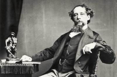 英国作家狄更斯纪念章