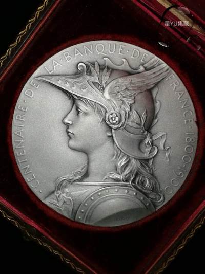 法兰西银行成立100周年的银章《戎装玛丽安娜》