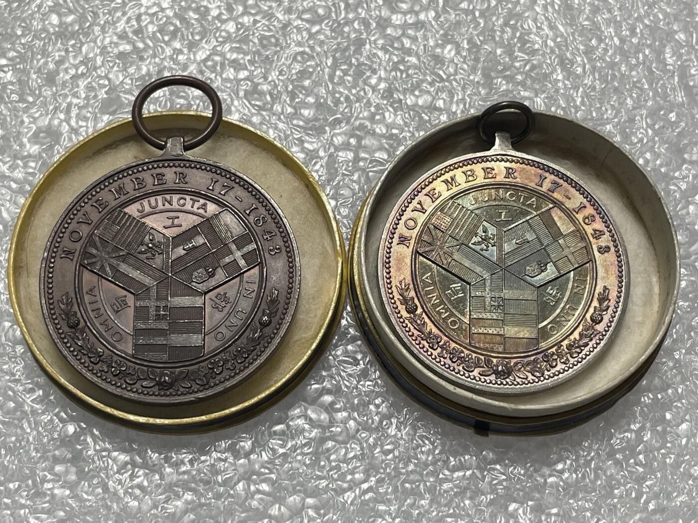 工部局 上海开埠50周年纪念章