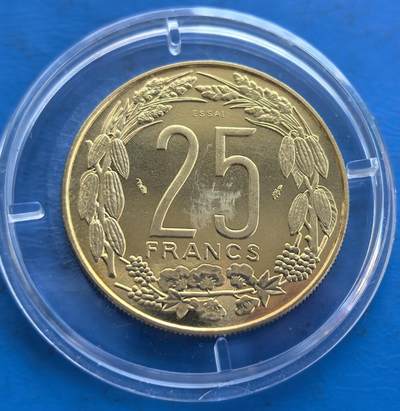 中非国家银行1975 年 25 法郎样币