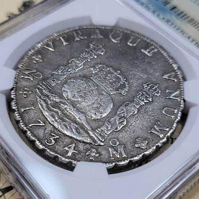 1734年地球双柱海捞银币