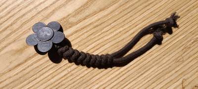 大大的梅花扣子