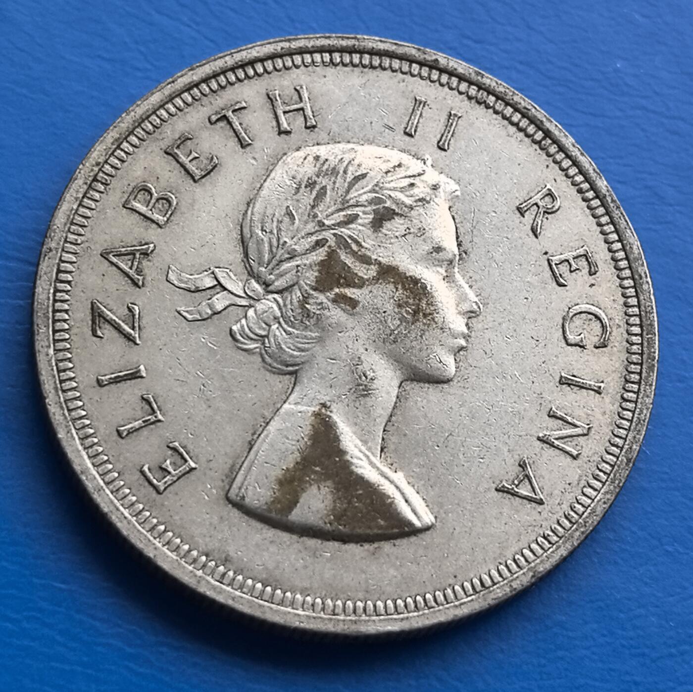 1955 年南非 5 先令银币