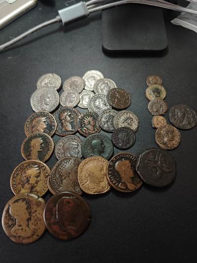 古罗马铜币银币们。