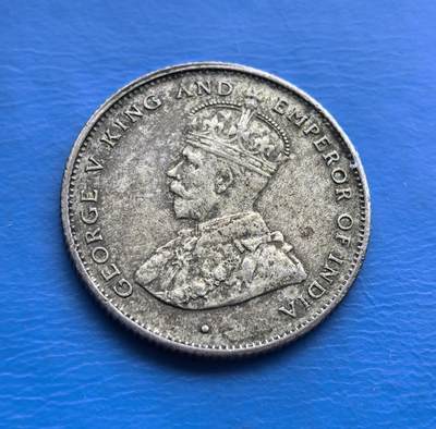 英属锡兰1922 年（今斯里兰卡）50 分银币