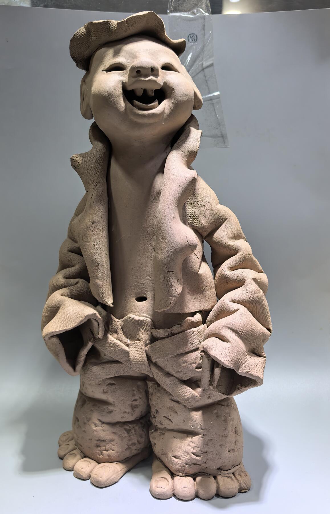 北京宋庄王瑞清大师纯手工创作紫砂福娃摆件，工艺精湛，喜庆活泼，福气常伴。
高34cm*16cm*8cm