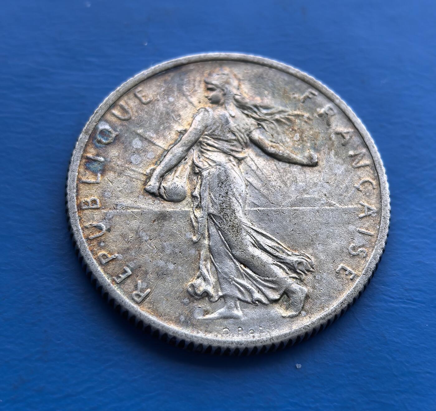 法国1914 年 2 法郎银币