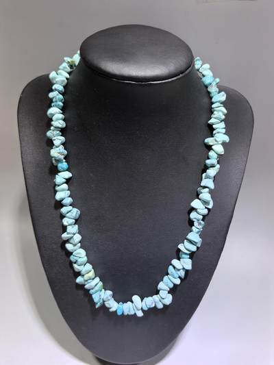 纯天然原矿绿松石随型项链锁骨链女款，佩戴即变色，高瓷高蓝，清新素雅，无优化。克重：49.2g