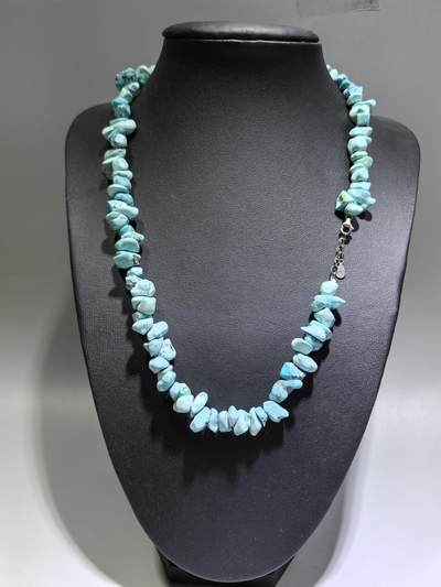 纯天然原矿绿松石随型项链锁骨链女款，佩戴即变色，高瓷高蓝，清新素雅，无优化。克重：49.2g