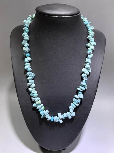 纯天然原矿绿松石随型项链锁骨链女款，佩戴即变色，高瓷高蓝，清新素雅，无优化。克重：49.2g