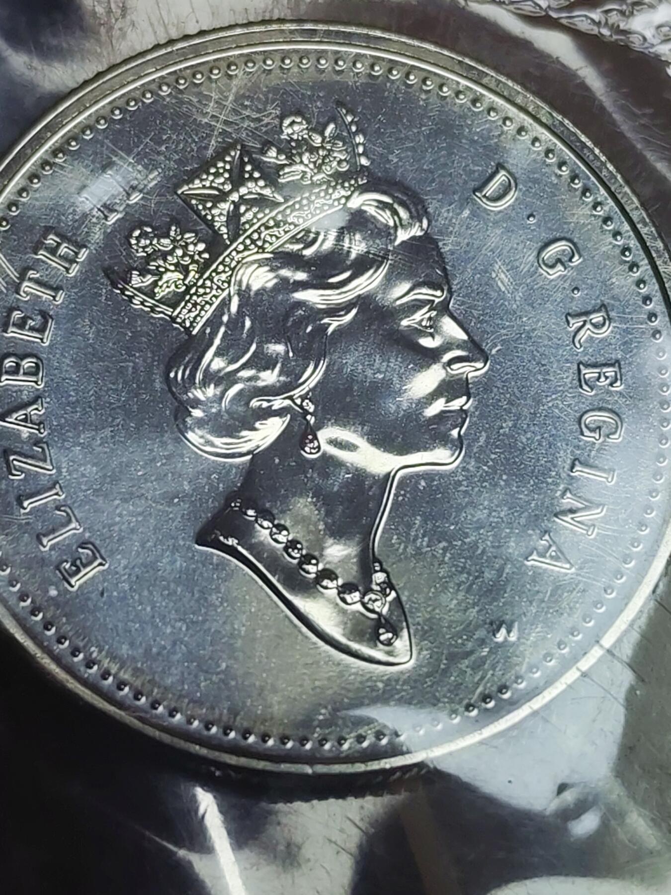 加拿大2000年W版