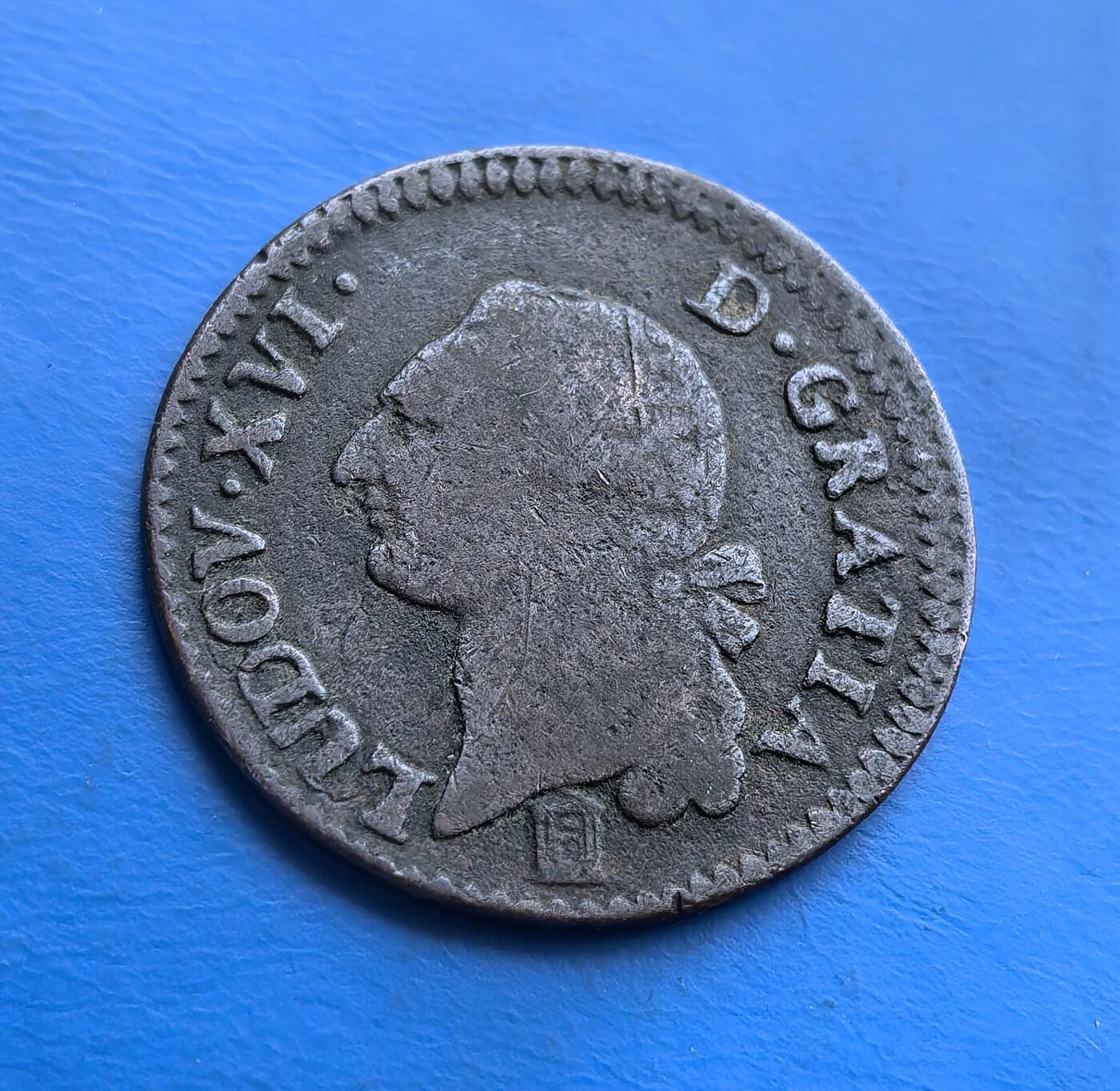 少见法国路易十六1785 年铜币