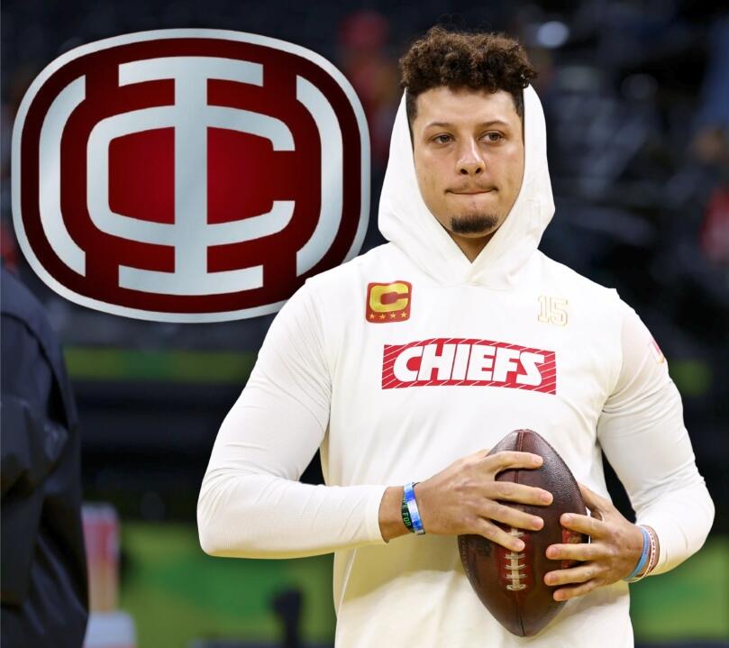 马霍姆斯专属盒！2025 Panini Patrick Mahomes Icons Collection 