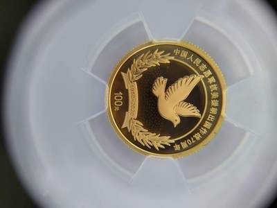 回归纪念币的基本意义重大历史事件，永远都有更漂亮工艺更好的会发行。金银币目前只留了二套。这套抗美援朝