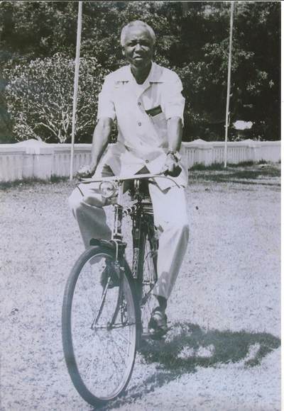 坦桑尼亚独立后首版1先令5先令