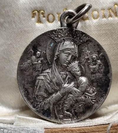 法国🇫🇷19世纪古董银圣牌吊坠