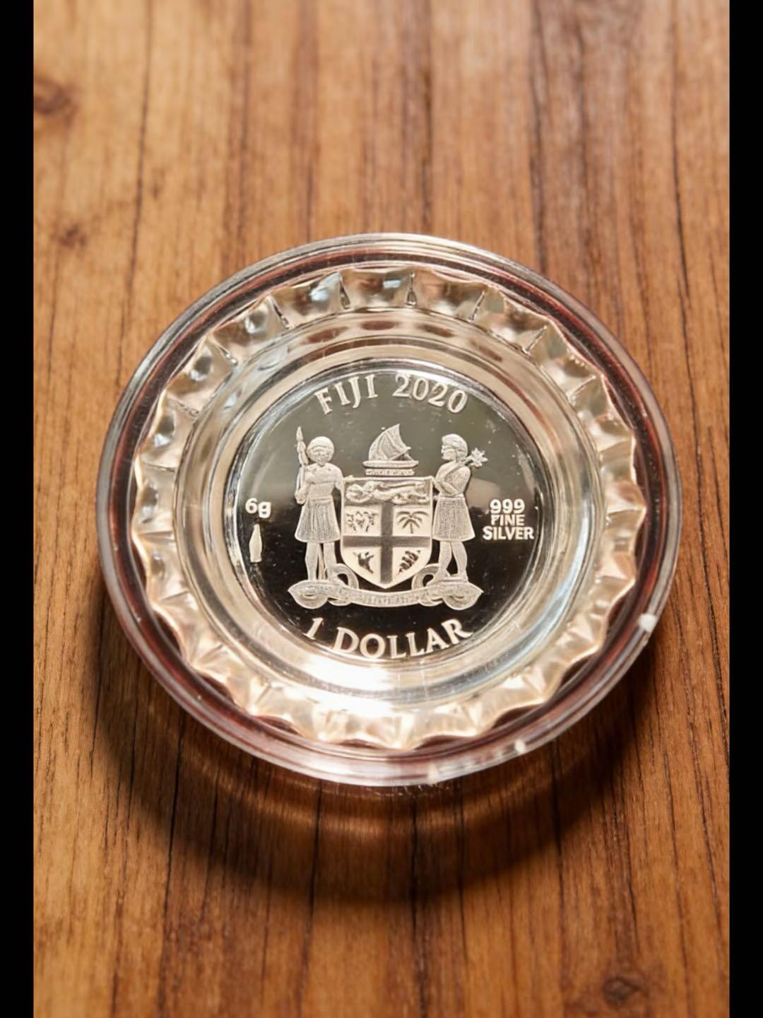 可口可乐异型银币