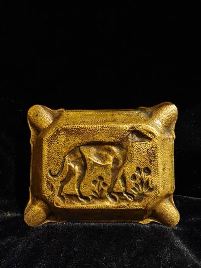 19世纪灵缇犬纹黄铜装饰盆