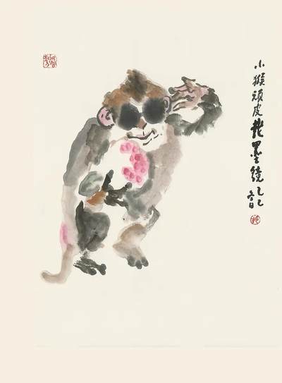 小猴顽皮戴墨镜🕶