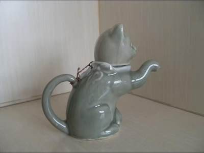 青瓷老猫壶 正宗青瓷釉 瓷壶