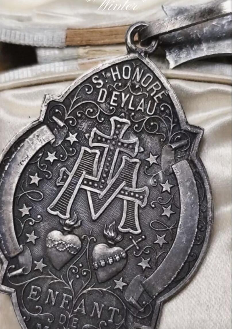 名家Mandy 作品玛利亚圣心牌