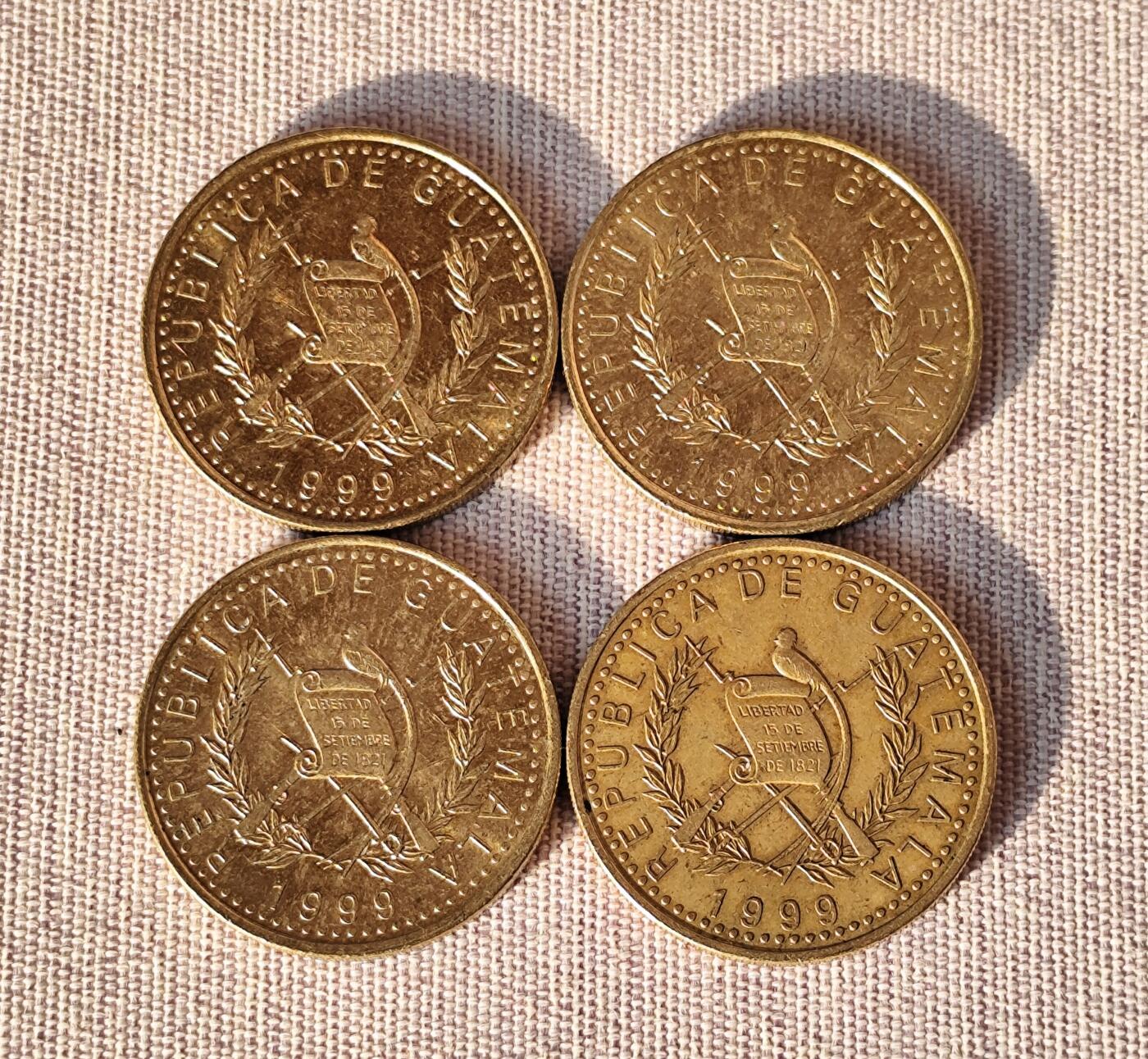 1999年危地马拉1格查尔硬币：30年内战与战后新生