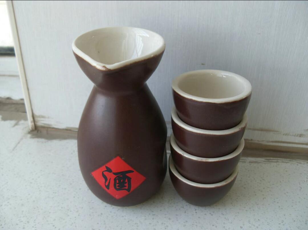 陶瓷小酒壶！！