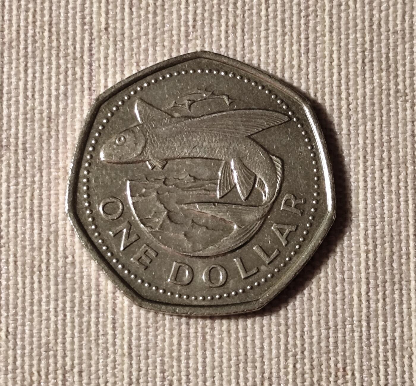 2000年巴巴多斯一元硬币中的飞鱼文化