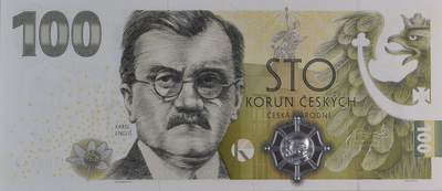 集齐一套怎么也得半个W吧