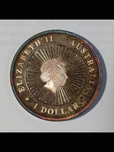 2013年澳大利亚鑲嵌欧珀1盎司精制银币