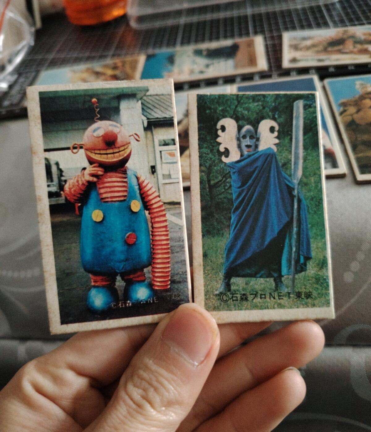 古早卡片，非食品卡，奥特曼打小怪兽