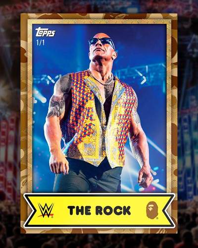 Topps联手潮牌BAPE为WWE明星们制作了特别版本的收藏卡，并以标志性的卡通风格打造人物形象