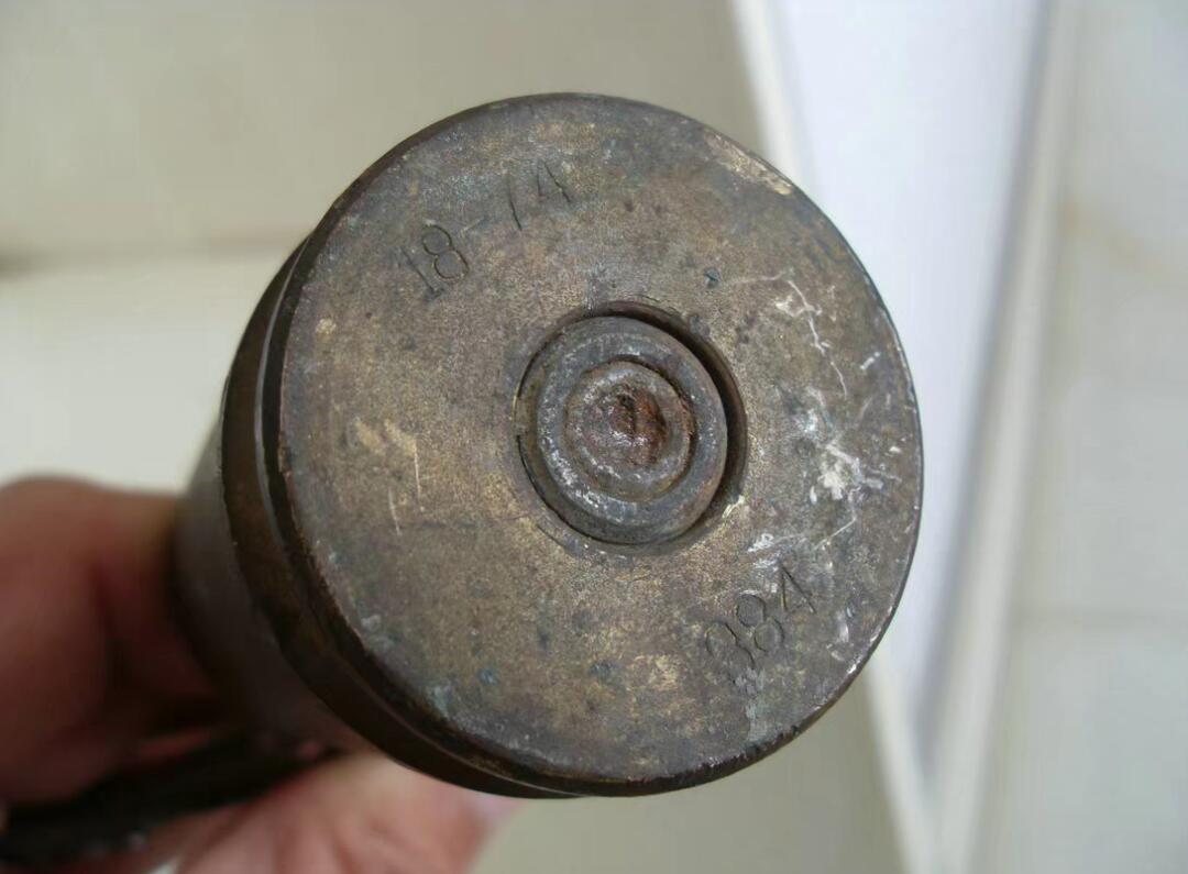 铜炮弹皮摆件，比翼双飞造型！！