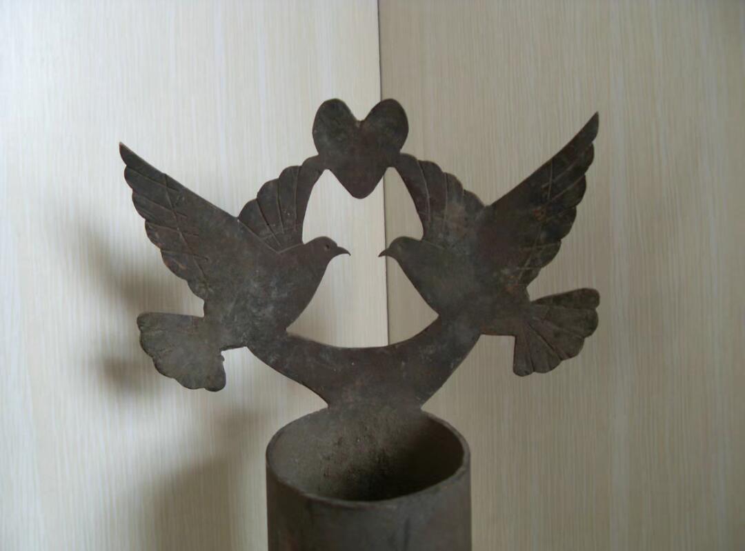 铜炮弹皮摆件，比翼双飞造型！！