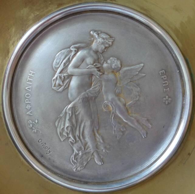 法国爱神阿芙洛狄忒和厄洛斯装饰铜盘