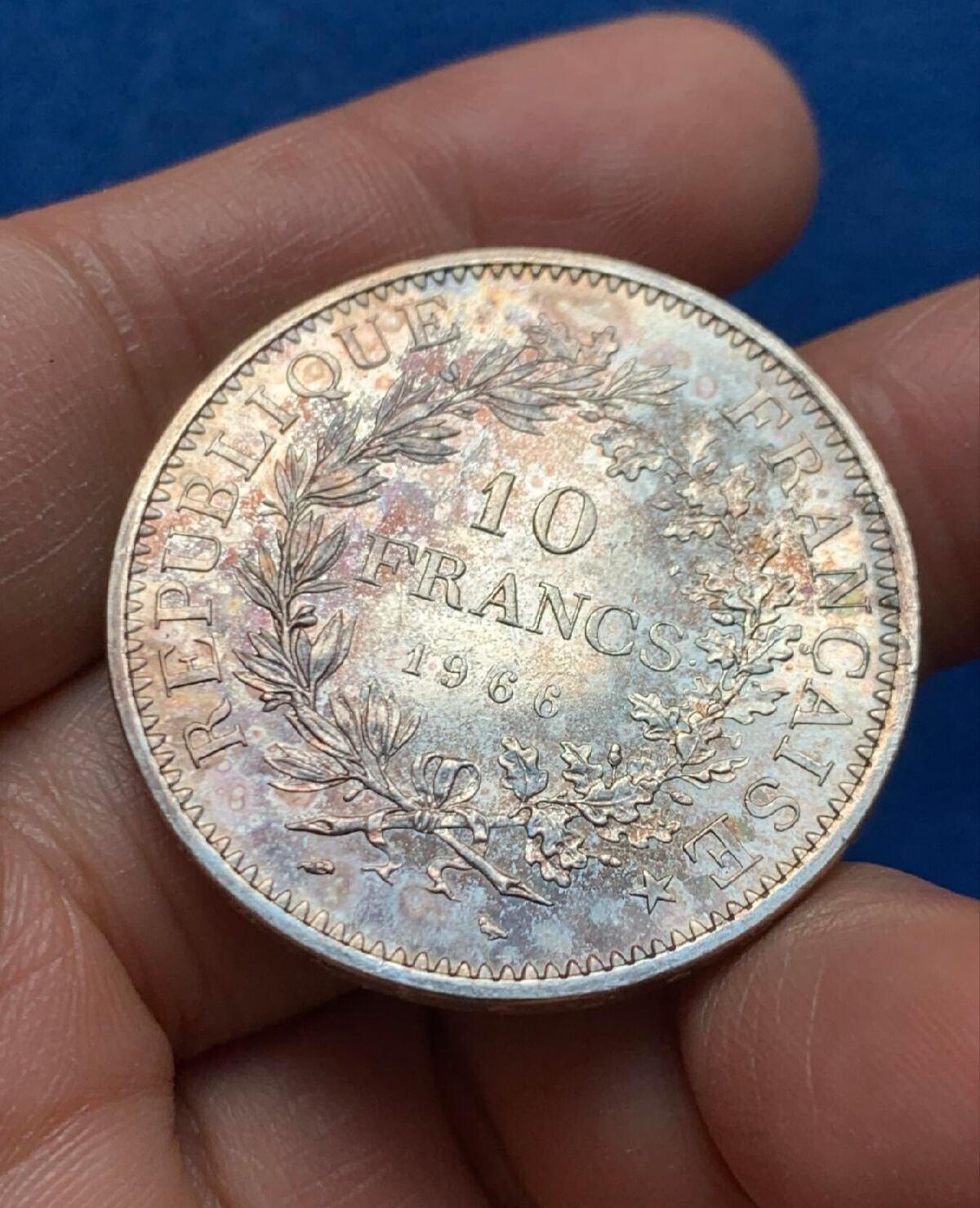 拍到一枚1966年大力神10法郎，2026/2/8