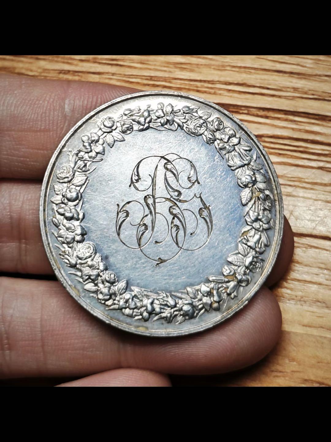 十九世纪的法国结婚银章