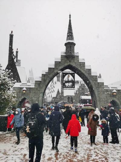 下雪的霍格沃茨